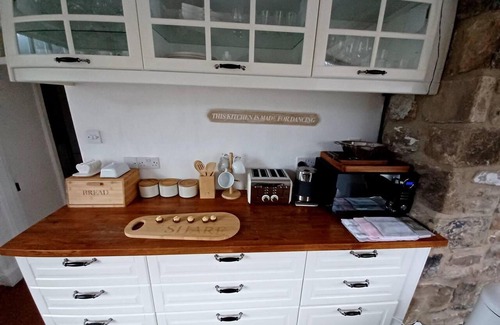 Sunderland Cottage | 3 Bed Cottage-sleeps 6-country Views-pet Friendly