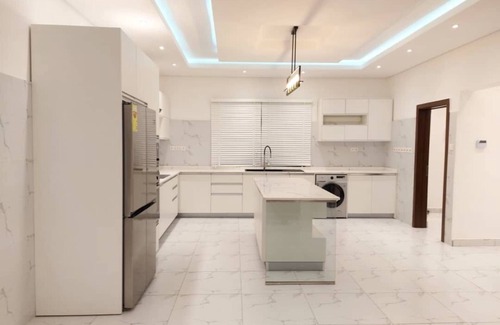 Accra House | 3 Bed House Banner Vacation Home and Swiming Pool