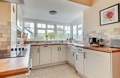 Hawkshead House | 3 Bed in Hawkshead Village LLH48