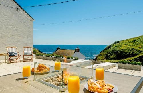Portloe House | 3 Bed in Portloe 87260