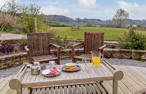Monmouth House | 3 Bed in Welsh Newton Common 52149