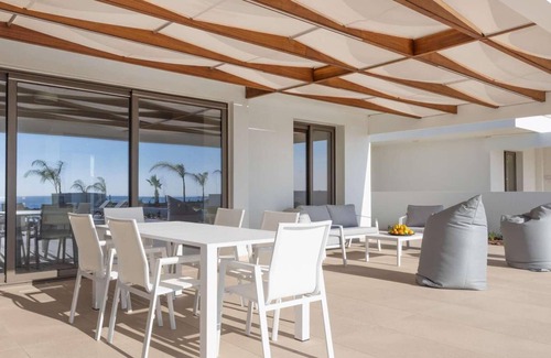 Softades Villa | 3 bed villa, gym, sauna, stunning views