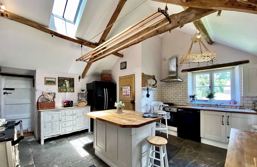 Compton Martin Cottage | 3 bedroom accommodation in Winford, near Cheddar
