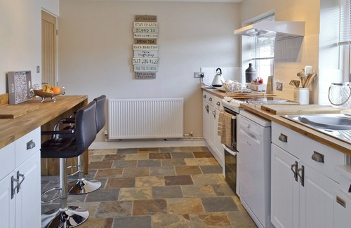 Potter Brompton Cottage | 3 bedroom accommodation in Foxholes, near Scarborough