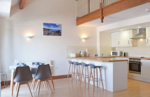 Milford Haven Cottage | 3 bedroom accommodation in Milford Haven