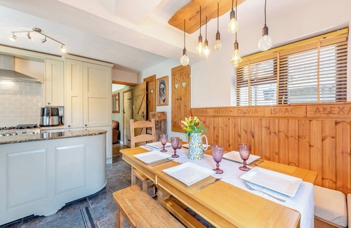 Newenden Cottage | 3 bedroom accommodation in Northiam, near Rye