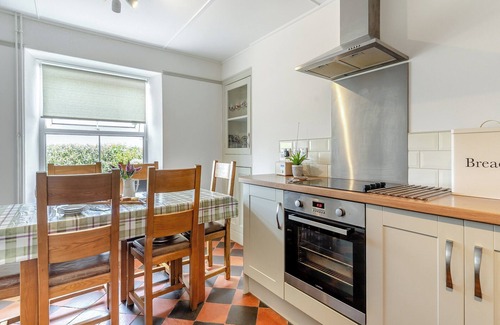 Pentregat Cottage | 3 bedroom accommodation in Pentregat