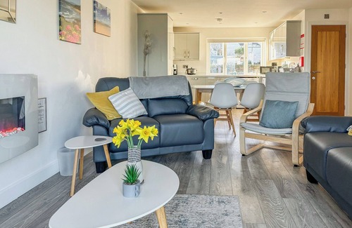 Benllech Cottage | 3 bedroom accommodation in Benllech