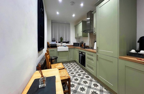 Keighley Cottage | 3 bedroom accommodation in Utley, near Haworth