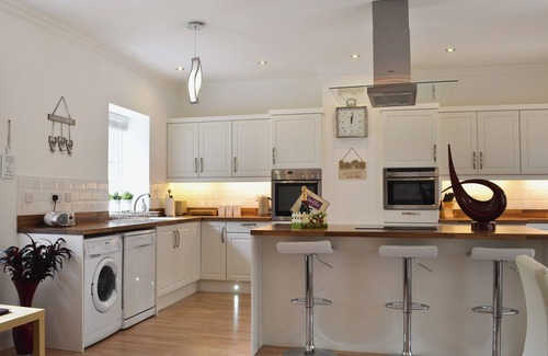 Scaniport Cottage | 3 bedroom accommodation in Scaniport, near Inverness