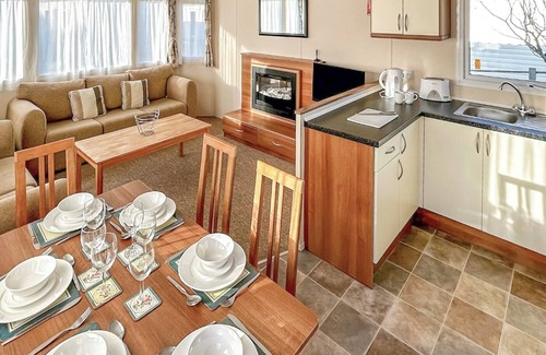 Ningwood House | 3 bedroom accommodation in Newbridge, Nr Yarmouth