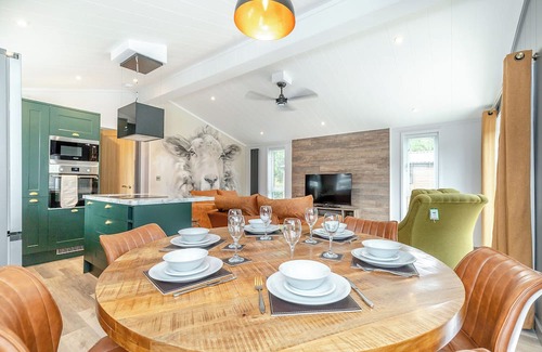 Caerwys Ski Chalet | 3 bedroom accommodation in Caerwys