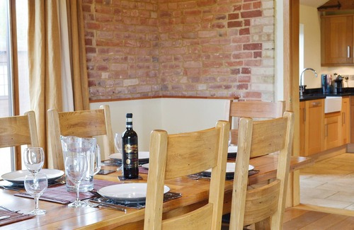 Sculthorpe Cottage | 3 bedroom accommodation in Sculthorpe, near Fakenham