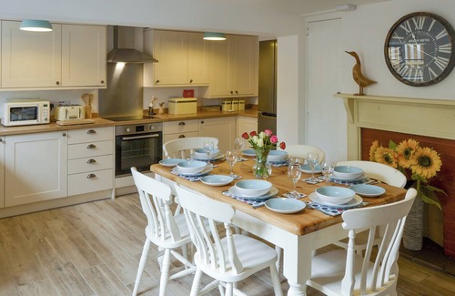 Reedham Cottage | 3 bedroom accommodation in Reedham, near Brundall