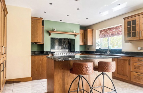 Margam Cottage | 3 bedroom accommodation in Swansea