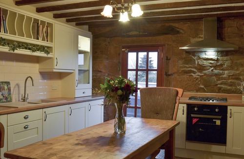 Crich Cottage | 3 bedroom accommodation in South Wingfield, near Alfreton