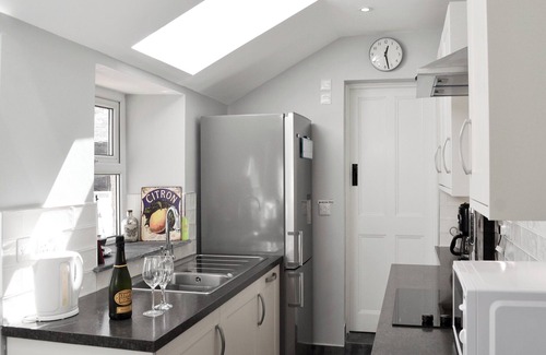 The Lizard Cottage | 3 bedroom accommodation in The Lizard Village, near Helston