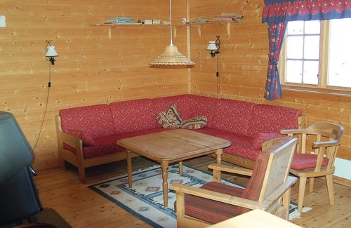 Hol House | 3 bedroom accommodation in Hovet