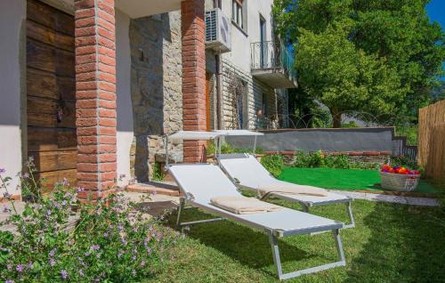 Benabbio Apartment | 3 Bedroom Amazing Apartment In Benabbio