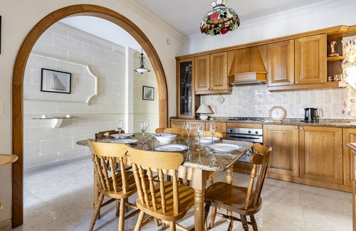 Mgarr Apartment | 3 bedroom Apartment in Quiet Mgarr Village