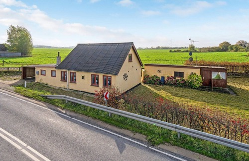 Langeland Municipality House | 3 bedroom awesome home in Rudkøbing
