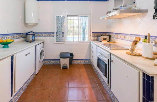 Carmona House | 3 bedroom awesome home in Carmona