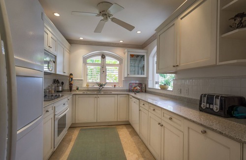 Saint Peter Parish Apartment | 3 Bedroom Beach Front Apartment