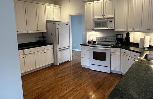 Keys Of Marsh Harbor House | 3 Bedroom Beach Home 1 mile from Rehoboth boardwalk