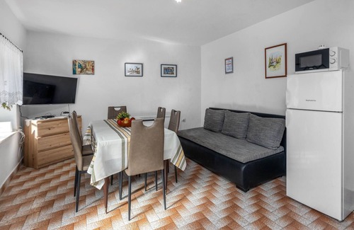 Grizane House | 3 bedroom beautiful home in Grizane