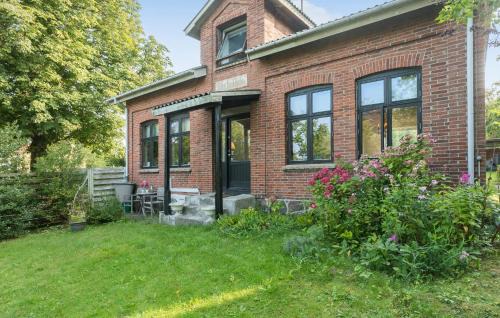 Borre House | 3 Bedroom Beautiful Home In Borre