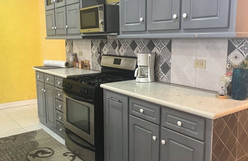 West Bank Demerara House | 3-bedroom bungalow amazing Versailles,West Bank with AC, WiFi- Gated Community