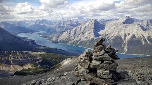 Canmore Apartment | 3 Bedroom Condo by Canadian Rockies Vacation Rentals