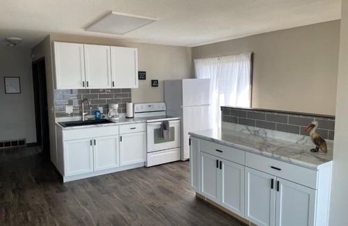 Lake City House | 3 Bedroom Condo with Lake Pepin views with access to shared outdoor pool