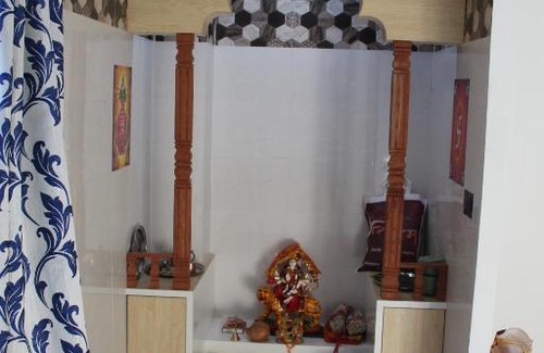 Pithoragarh Villa | 3 bedroom cottage with hot tub/ barbecue/Himalaya