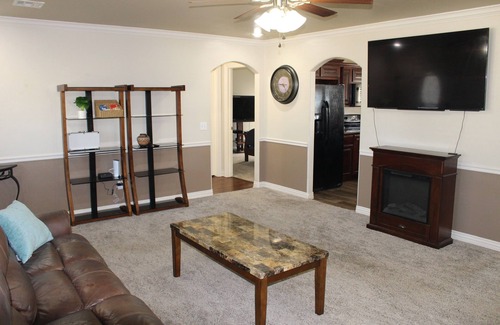 Tahlequah House | 3-Bedroom Home in Tahlequah, Your Float Trip HQ!