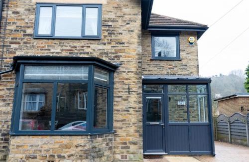 Walsden House | 3 bedroom house