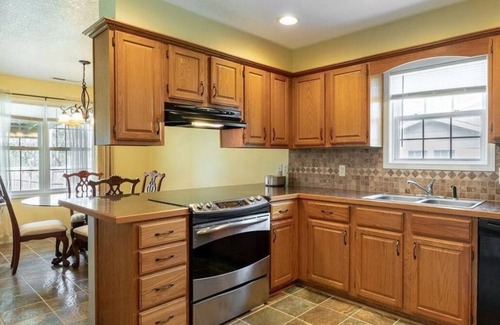 Emporia House | 3-bedroom house in awesome Emporia with AC, WiFi. Enjoy your stay!