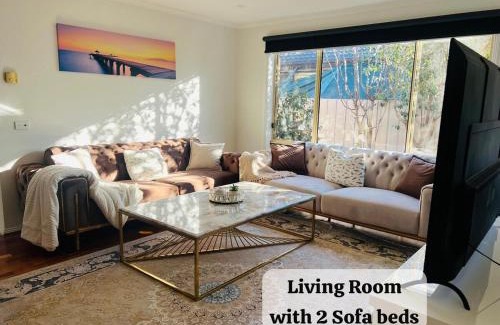 Hampton Park House | 3 bedroom House in Hampton Park