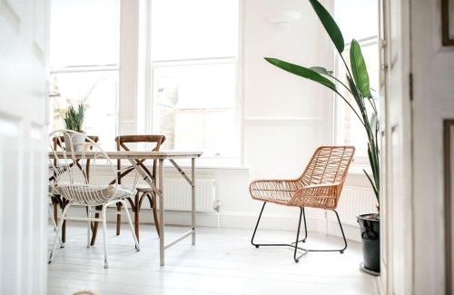 Kew Apartment | 3 Bedroom House in Kew Gardens