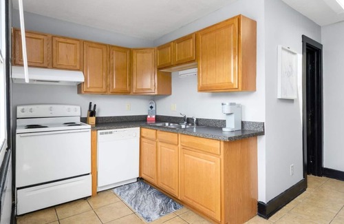 Weinland Park Apartment | 3 Bedroom Loft Near OSU