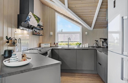 Hejlsminde Strand House | 3 bedroom lovely home in Hejls