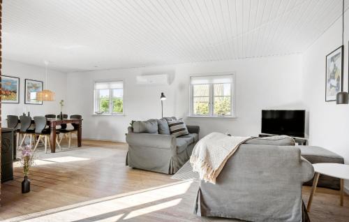 Faldsled House | 3 Bedroom Lovely Home In Millinge