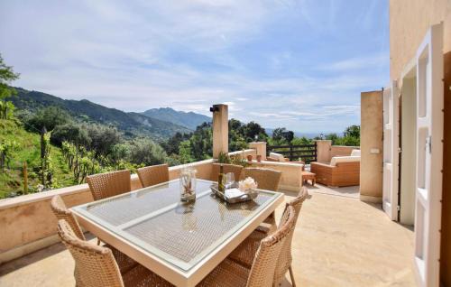 Strettoia House | 3 Bedroom Lovely Home In Pietrasanta