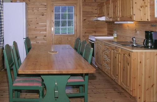 Nesset House | 3 bedroom lovely home in Eresfjord