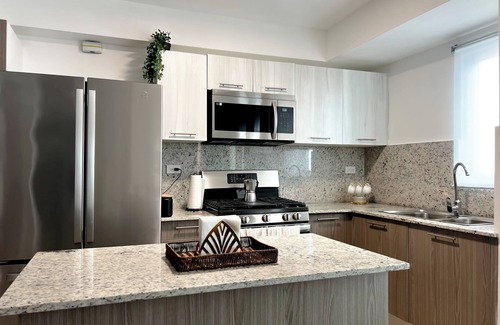 Ciudad Modelo Mirador Norte Apartment | 3-bedroom luxury apartment in Santo Domingo with WiFi, AC, fitness room jacuzzi