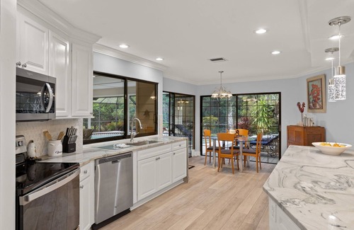 Kings Lake House | 3 bedroom pool homes less than 5 miles to downtown and beaches and pickleball