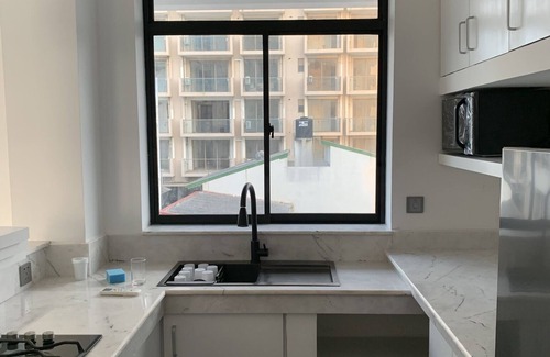 Wellawatta South Apartment | 3 Bedroom Sea View Apartment Colombo 6