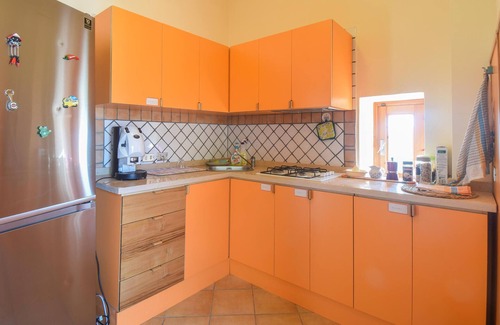 Mondragone House | 3 bedroom stunning home in Mondragone