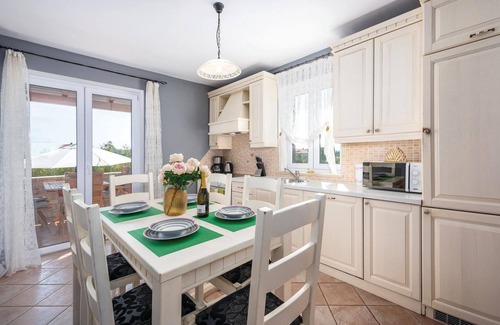 Lovrecica House | 3 bedroom stunning home in Lovrecica