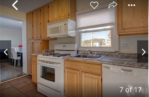 Lido Beach Apartment | 3 bedroom Summer Rental Private Beach